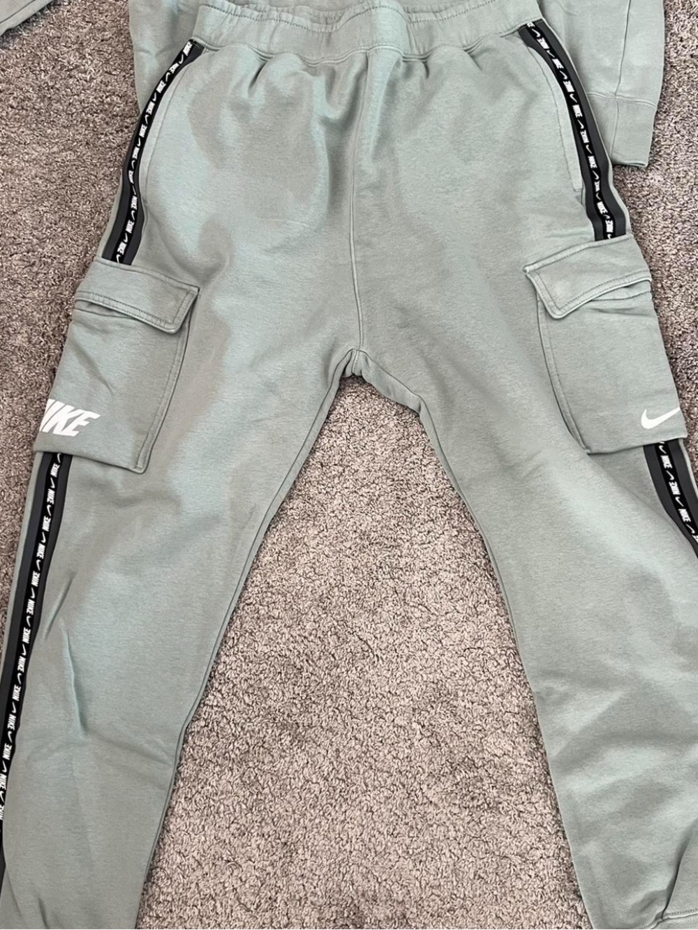 Nike Light Sage Green Cargo Jogger Pants